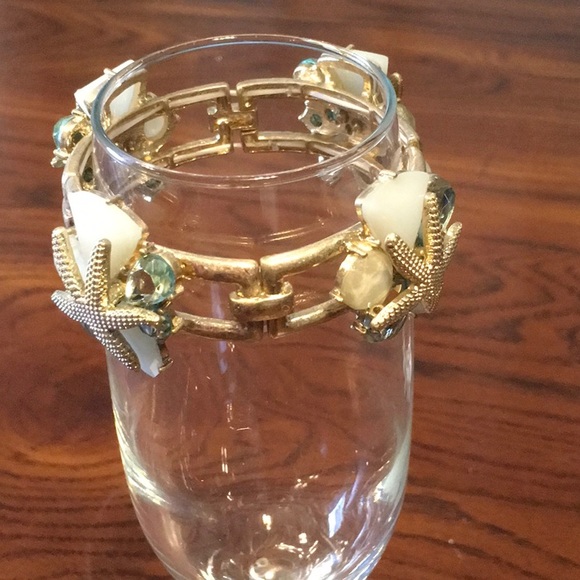 Bracelet - Picture 3 of 5